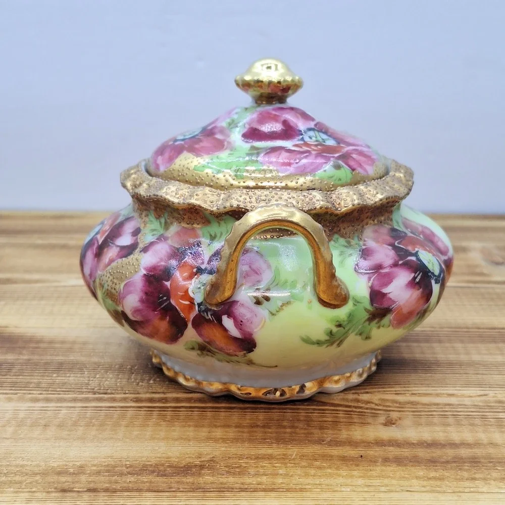Antique Nippon Hand Painted Sugar Bowl W/‎ Lid Floral Moriage and Gold Gilding